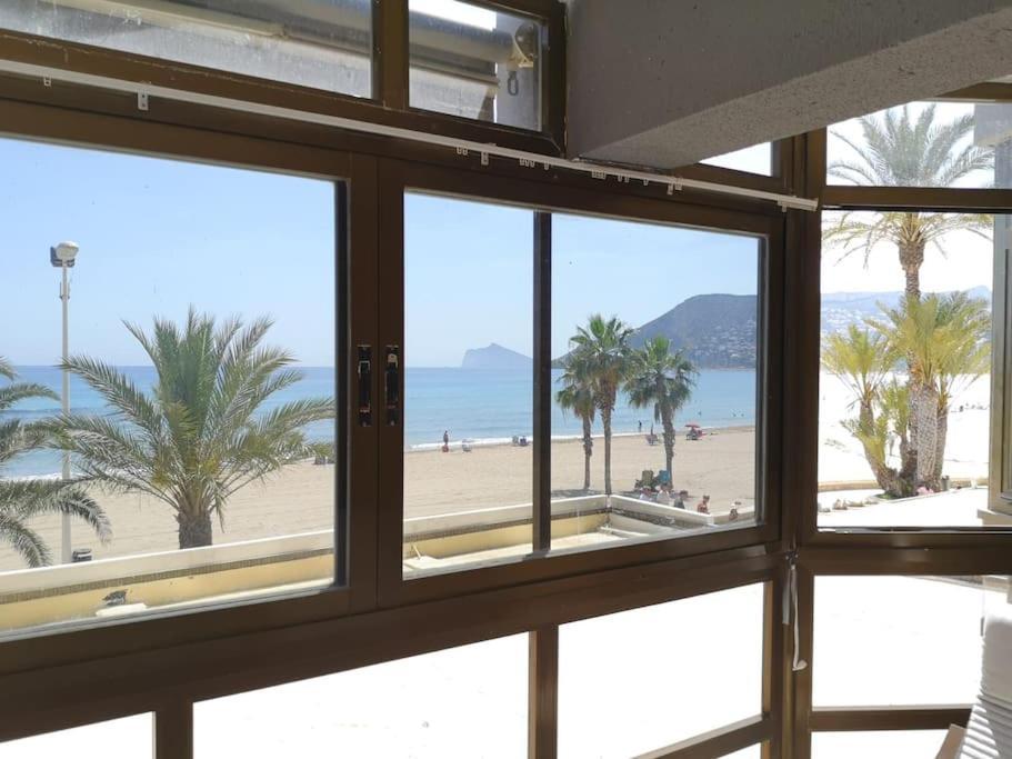 Panoramic Sea Views *