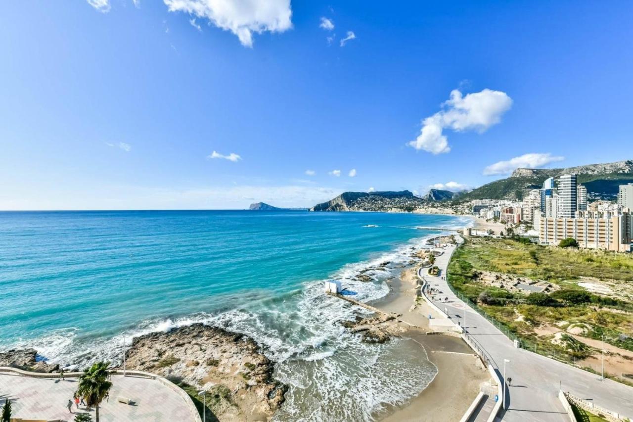 Les Yeux Dans Le Bleu Calpe