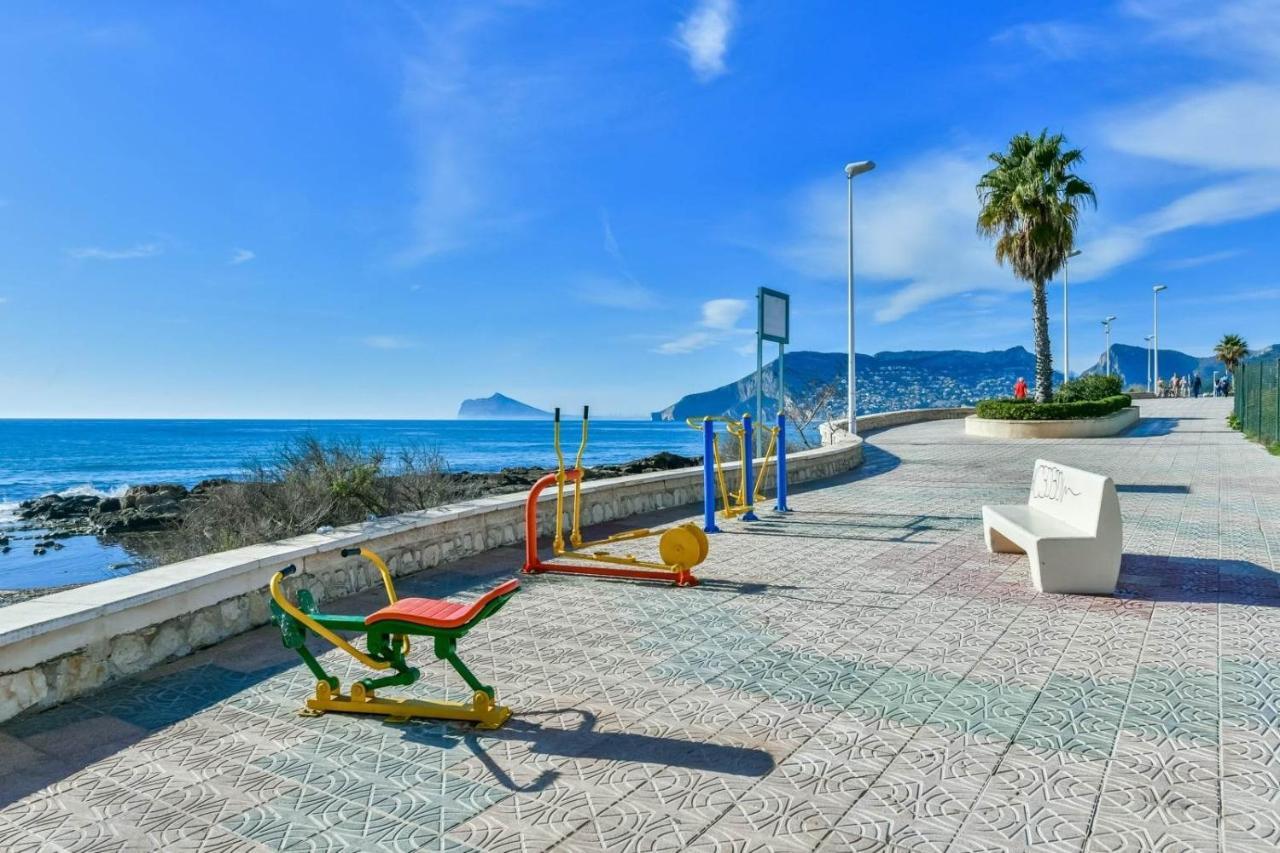 Les Yeux Dans Le Bleu * Calpe