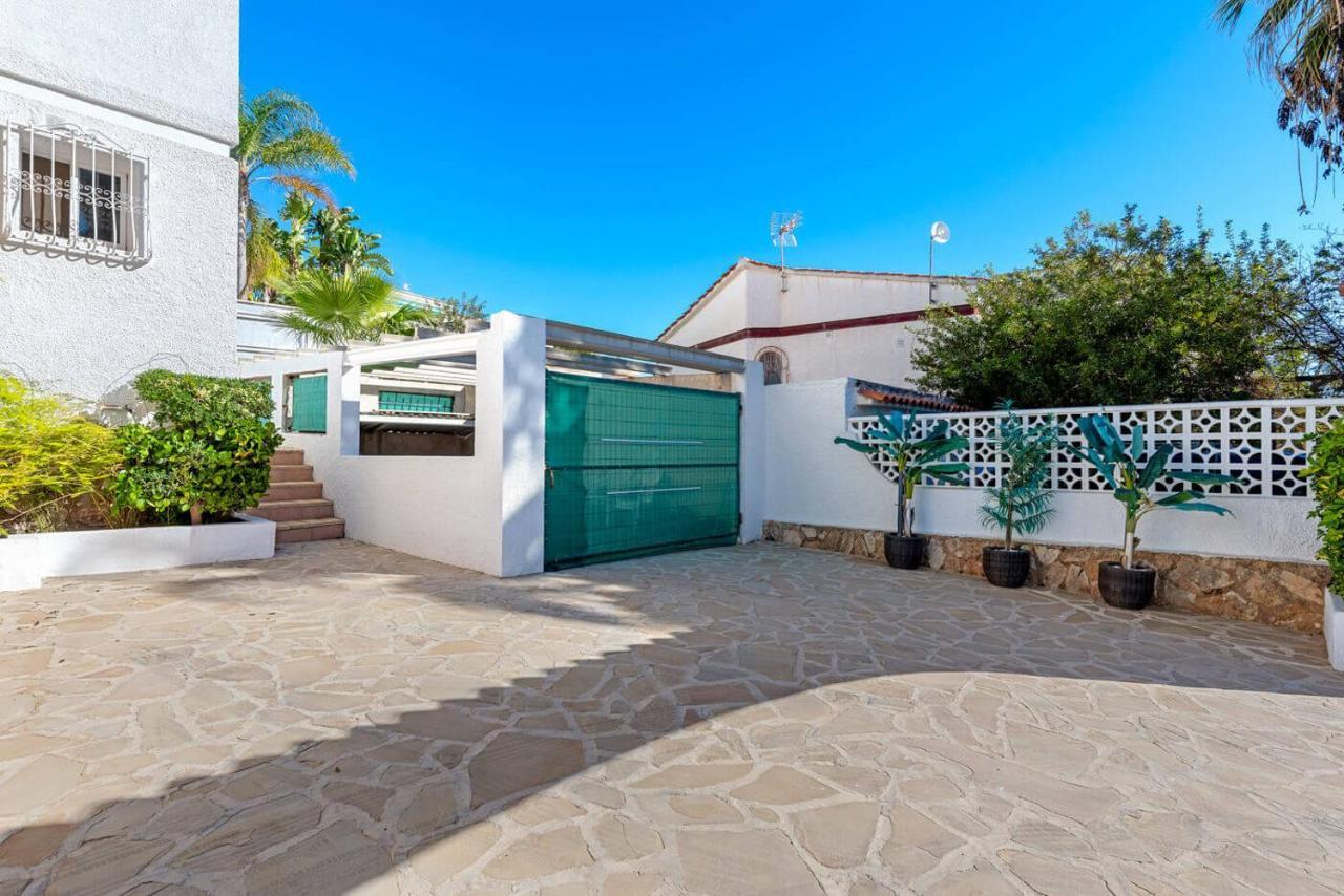 Kirsty - Plusholidays Villa Calpe