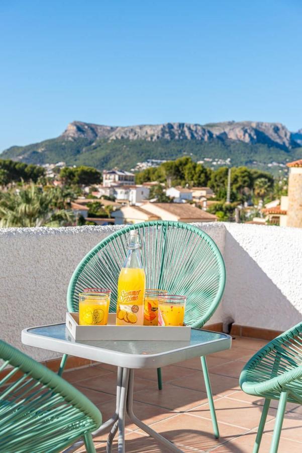 Kirsty - Plusholidays Villa