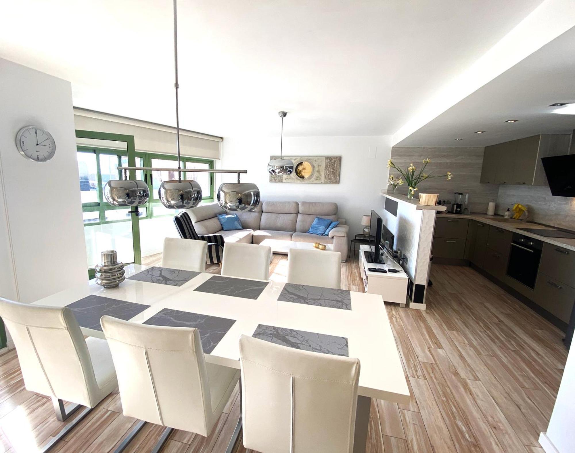 Spacious Comfortable Luxury 2 Bed/2 Bath Port Apartamento Calpe