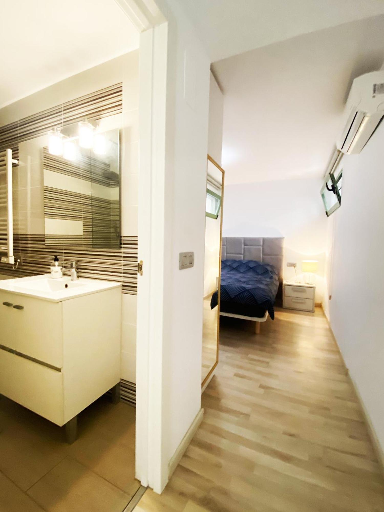 Spacious Comfortable Luxury 2 Bed/2 Bath Port Apartamento