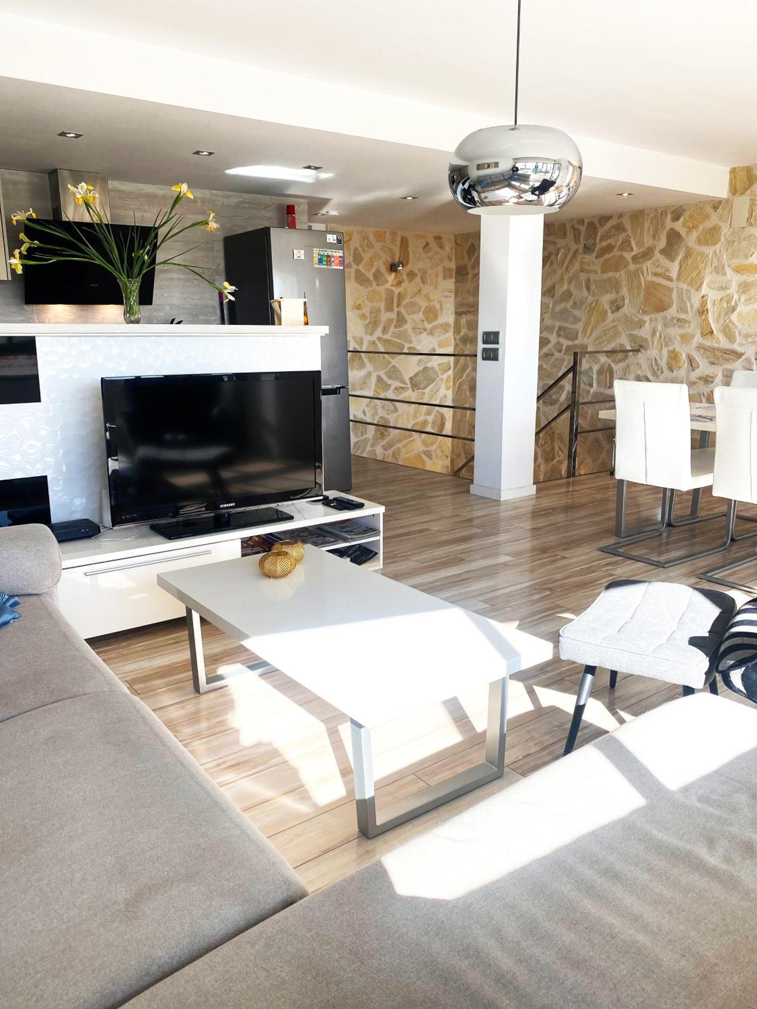 Spacious Comfortable Luxury 2 Bed/2 Bath Port Apartamento *