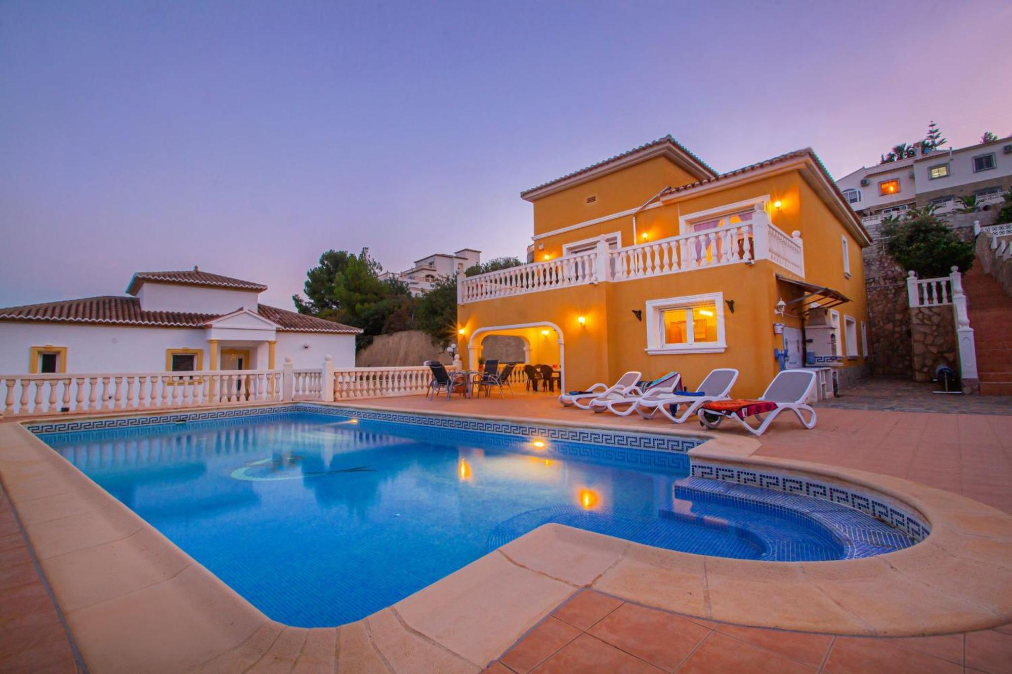 Helios - Plusholidays * Calpe