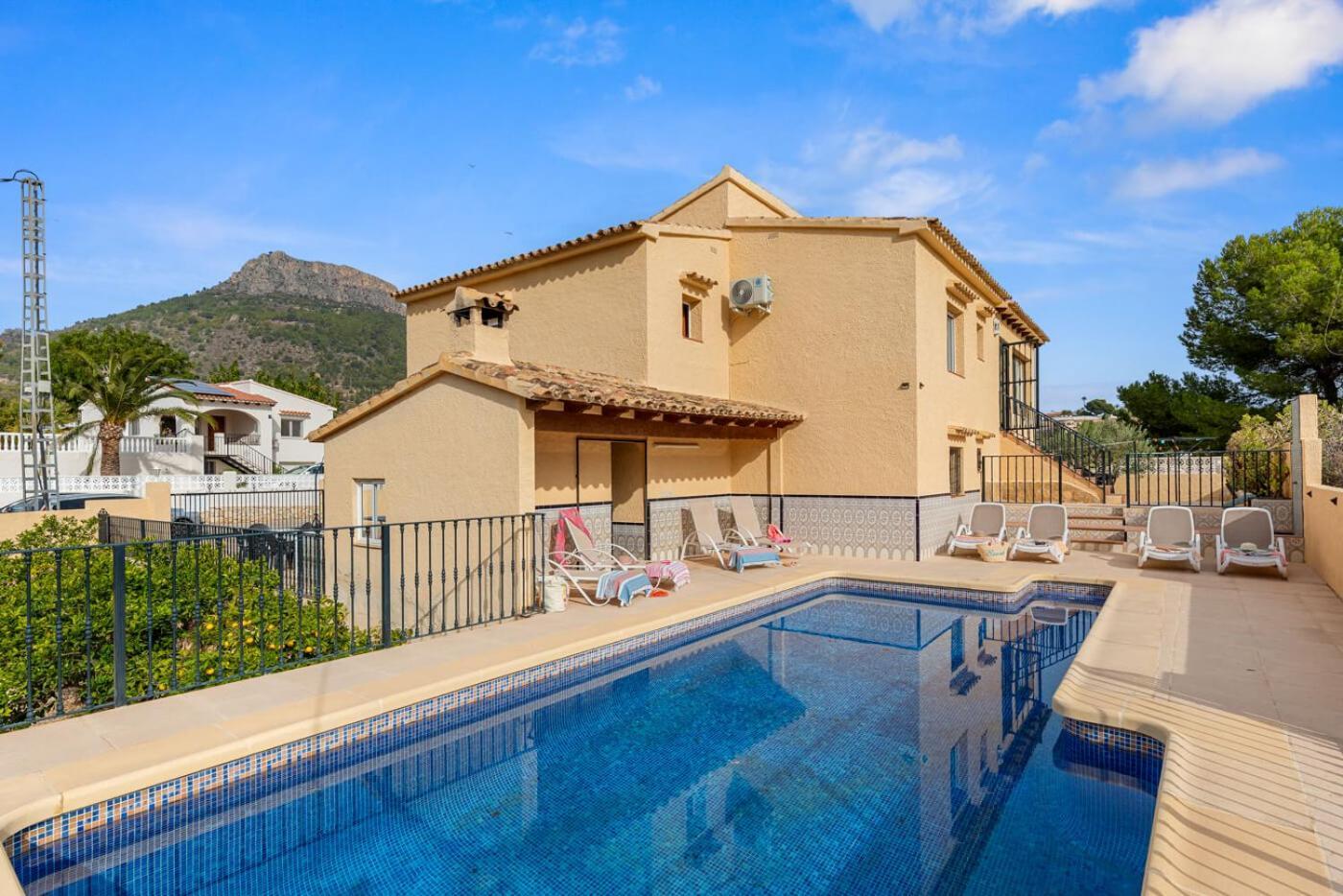 Marperla - Plusholidays Villa Calpe