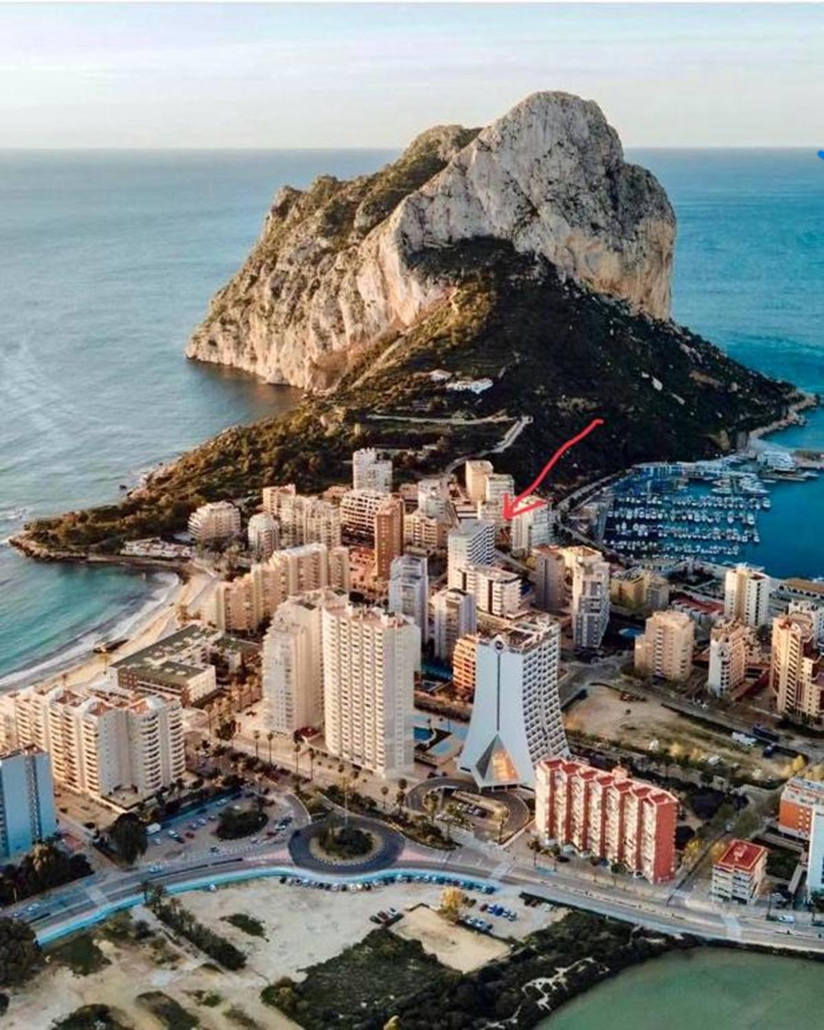 Location En La Mejor Ubicacion De Calp Con Parking Apartamento Calpe