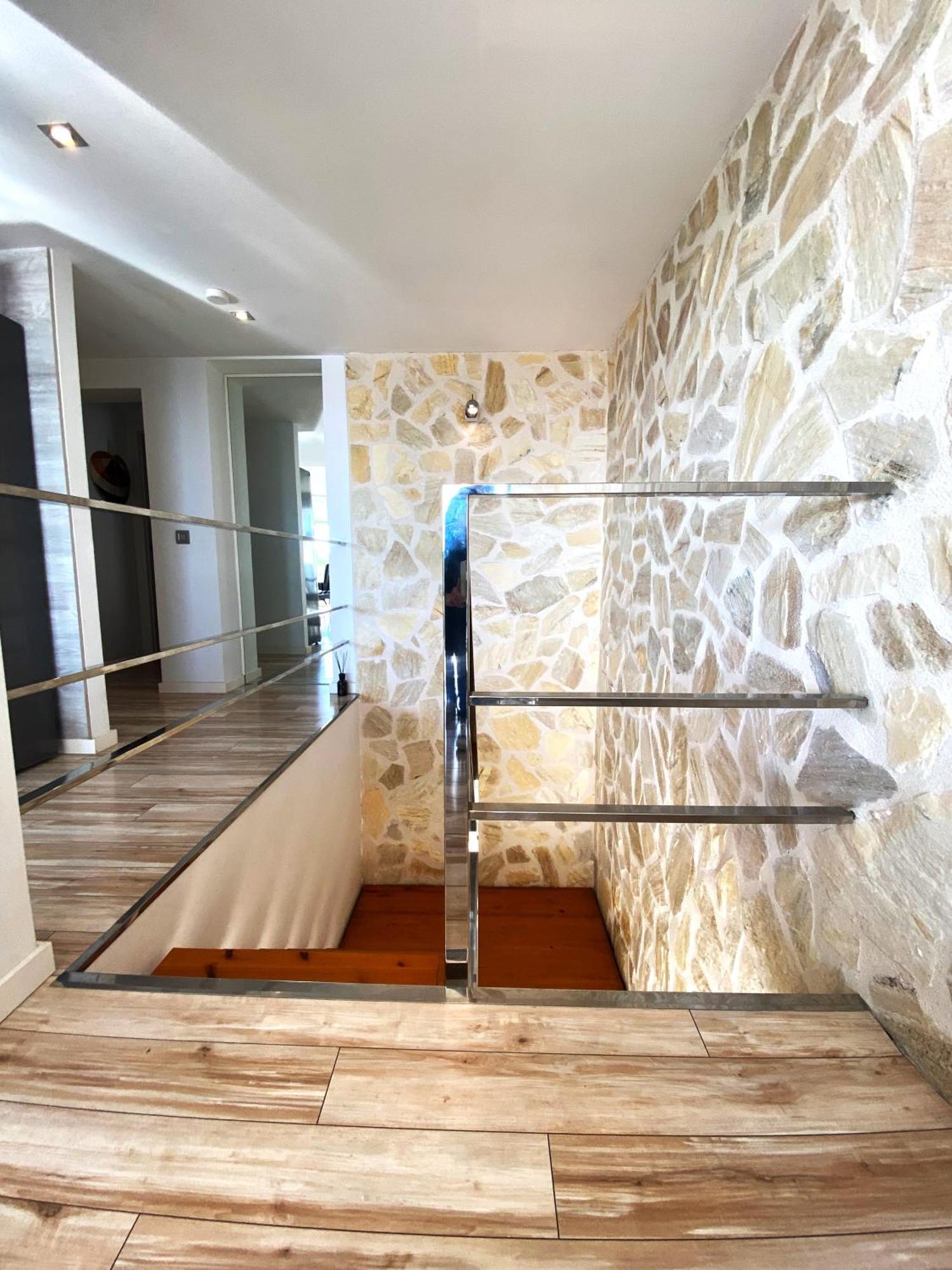 Spacious Comfortable Luxury 2 Bed/2 Bath Port Apartamento *
