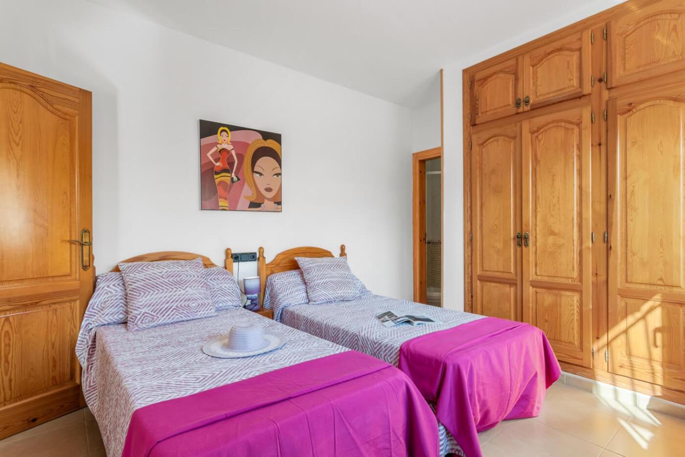 Mercedes - Plusholidays Villa Calpe
