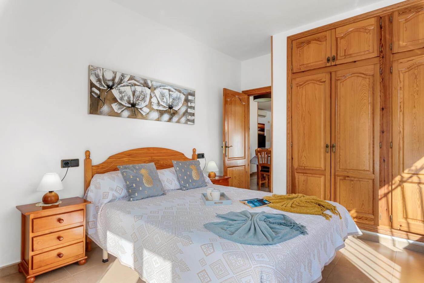 Mercedes - Plusholidays Villa *