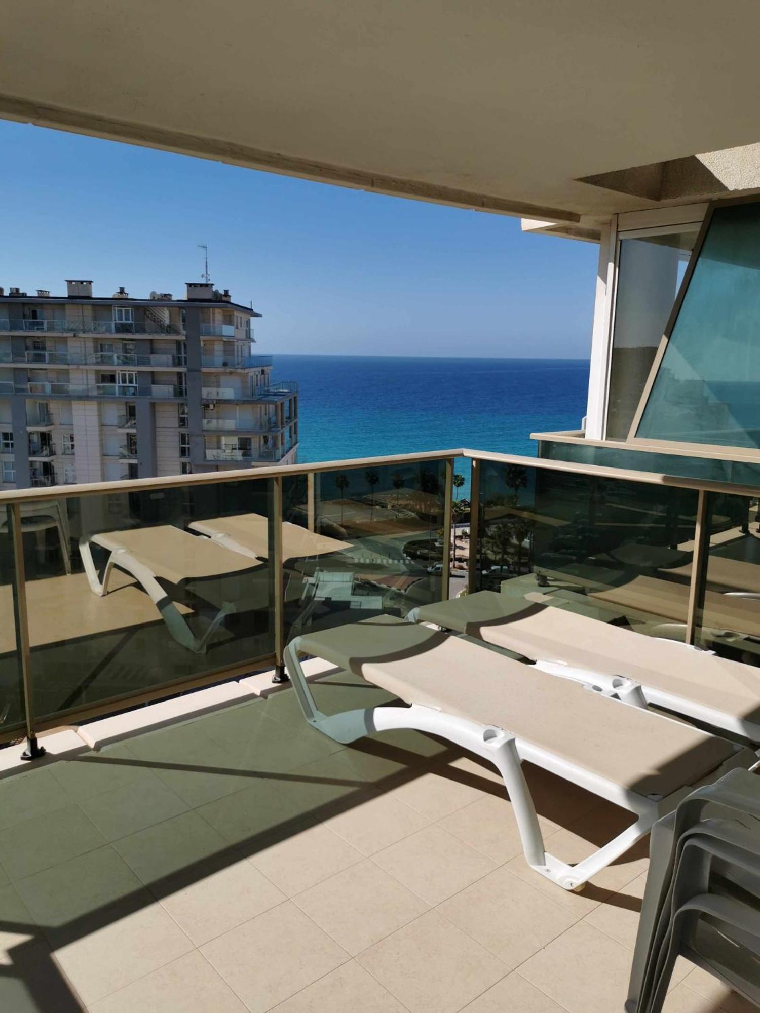 Apartamento With Sea View Pool & Private Parking *