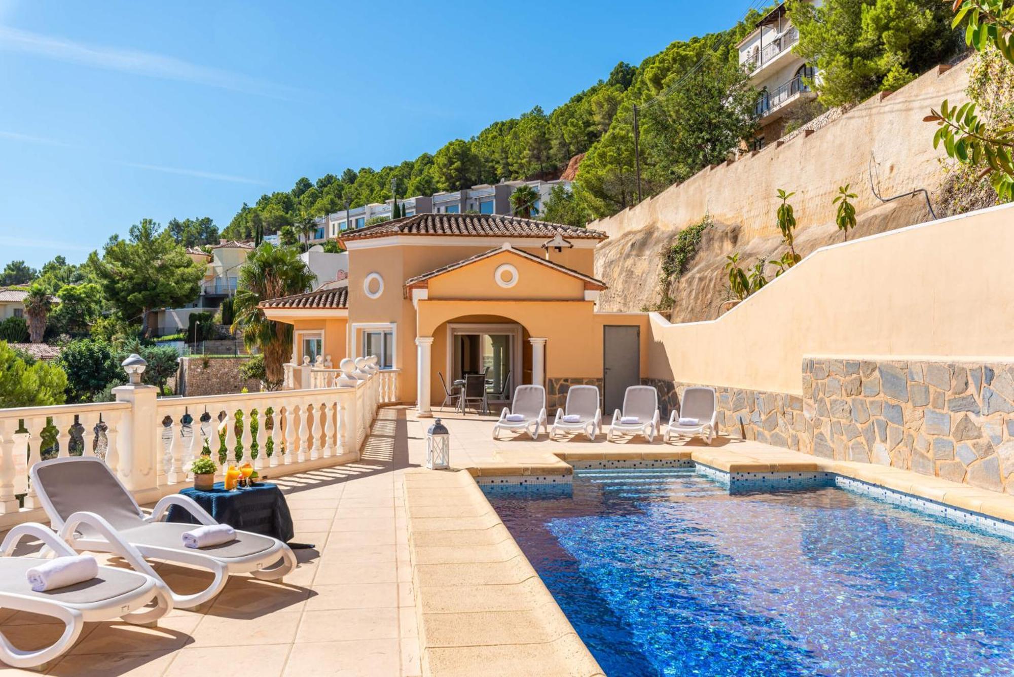 Ros - Plusholidays Calpe