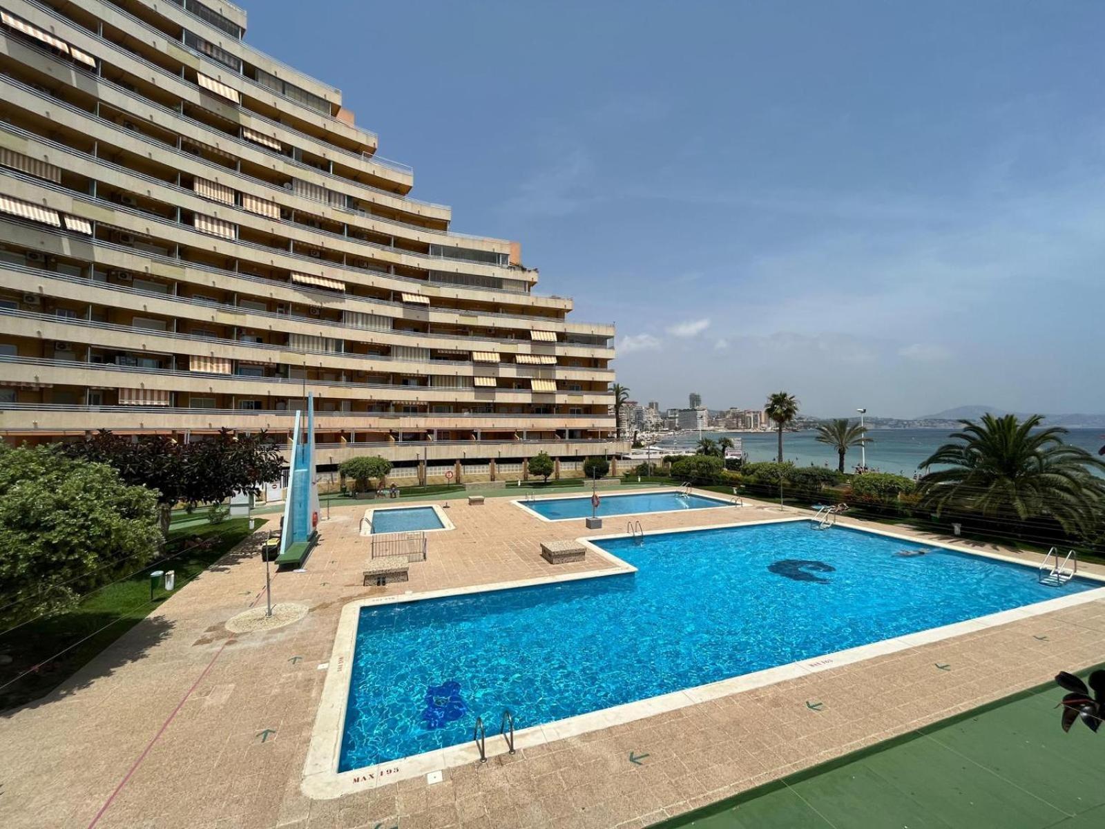 1a Linea De Playa Piscina Reformado Wifi Aire Apartamento *