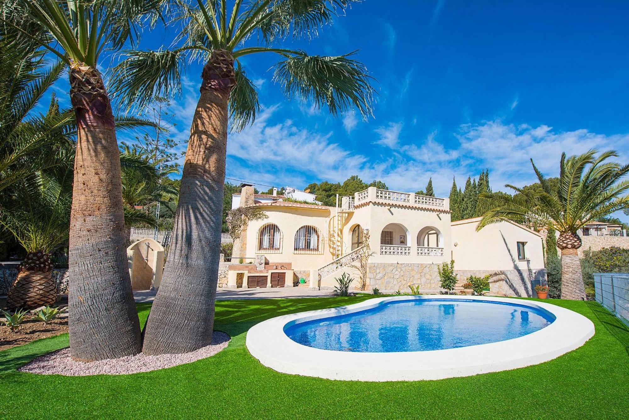 Sabine - Plusholidays Villa *
