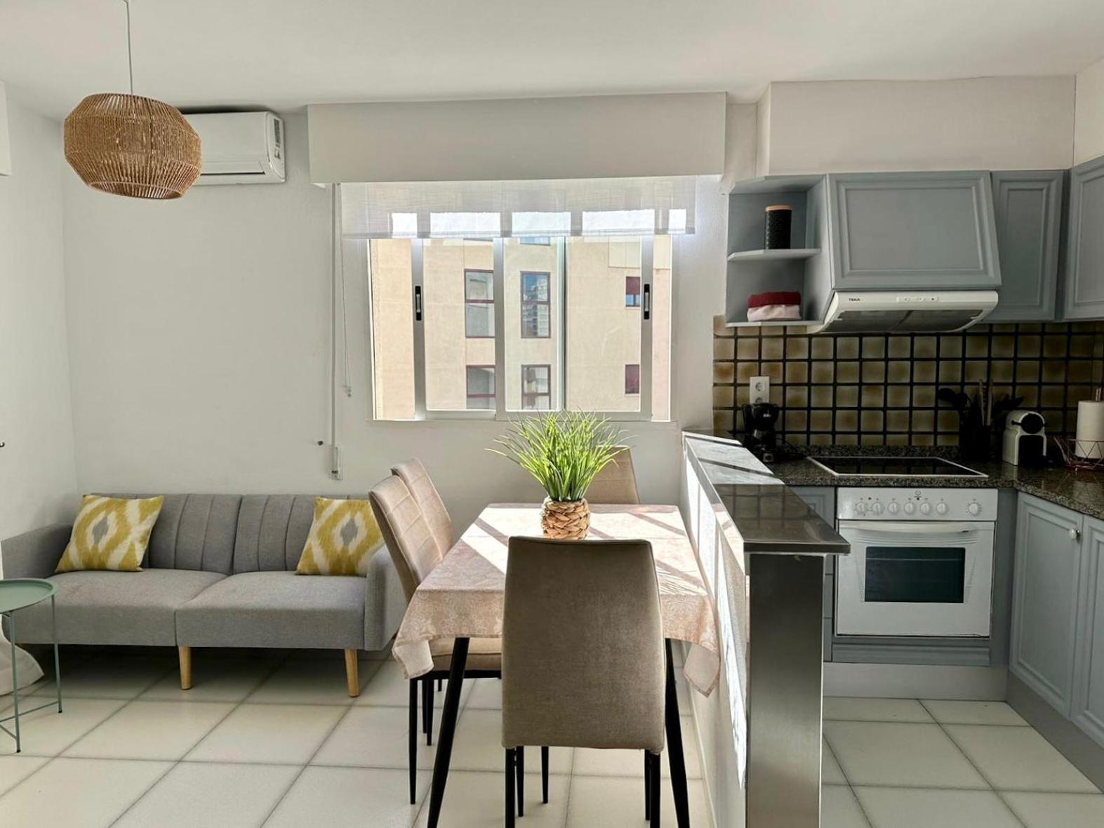 Apartment Modern On The With Pool Calpe