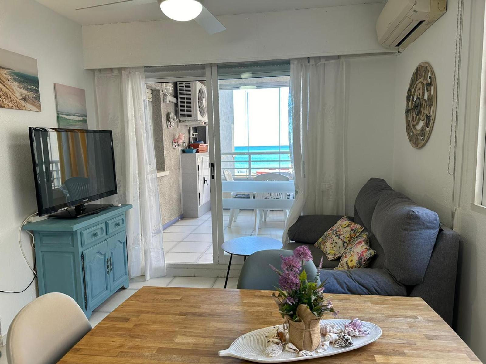 Con Parking Y Piscina Frente Al Mar 4 Personas Calpe