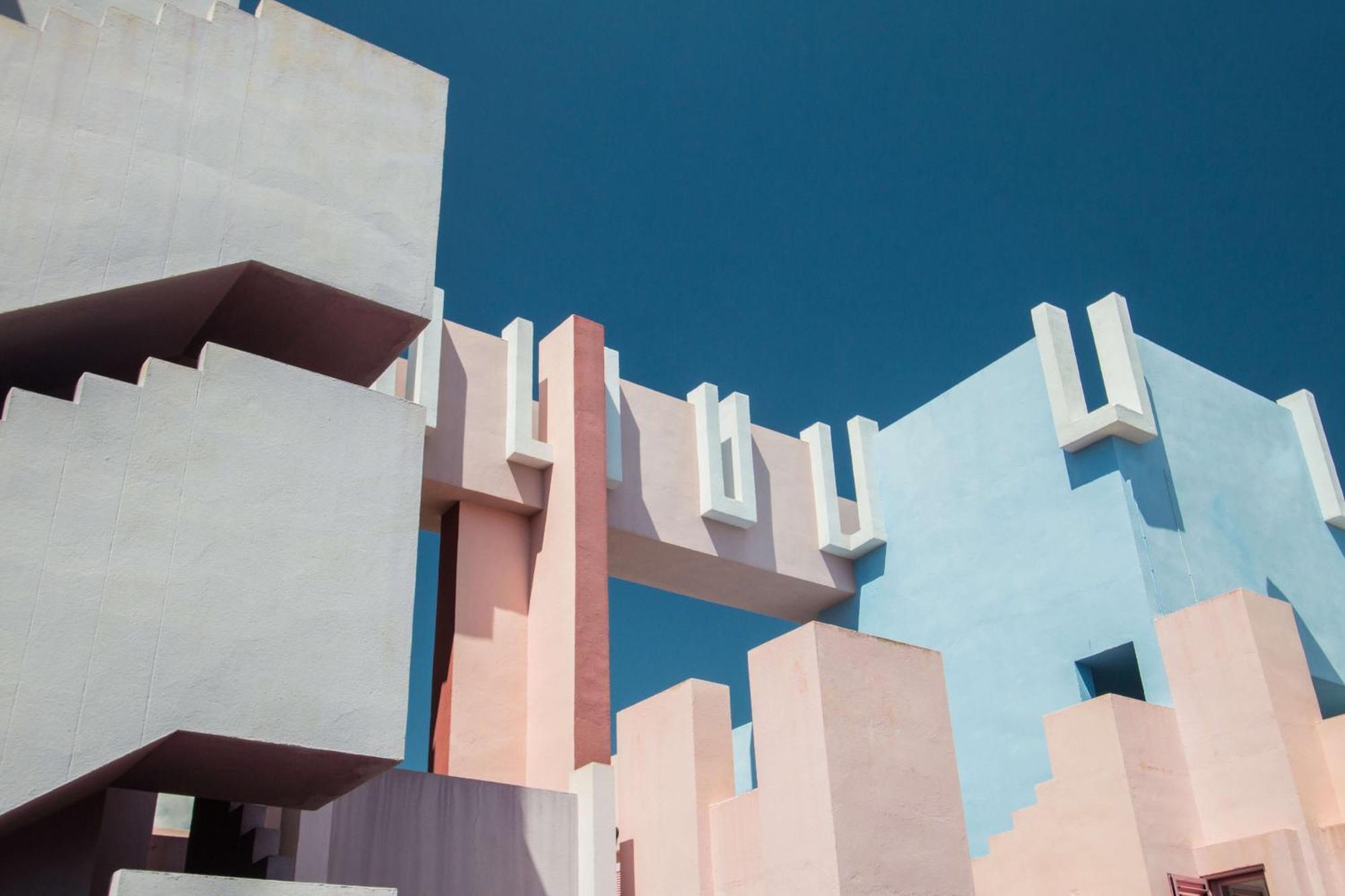 Apartment Muralla Roja - Plusholidays *