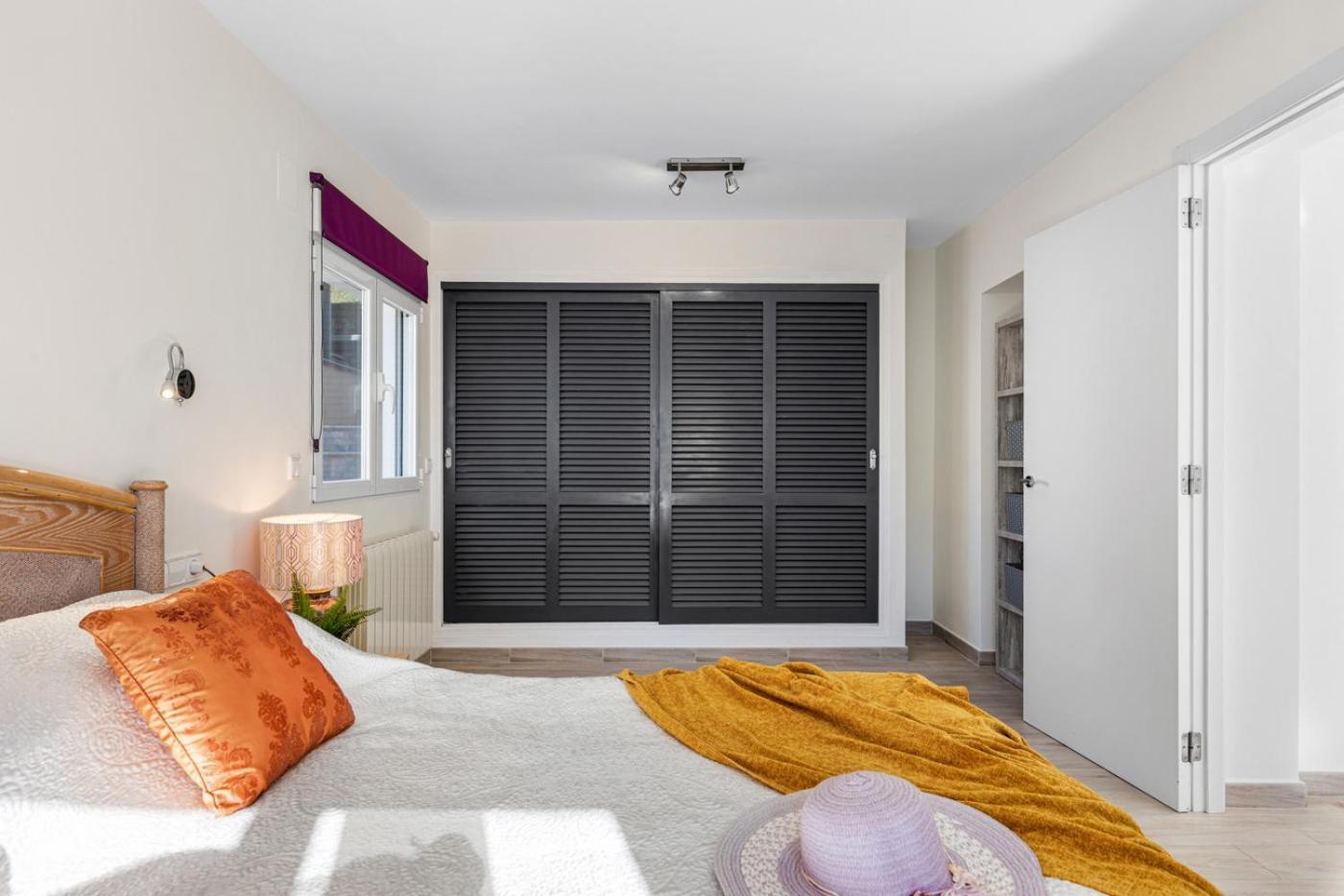 Campanilla - Plusholidays * Calpe