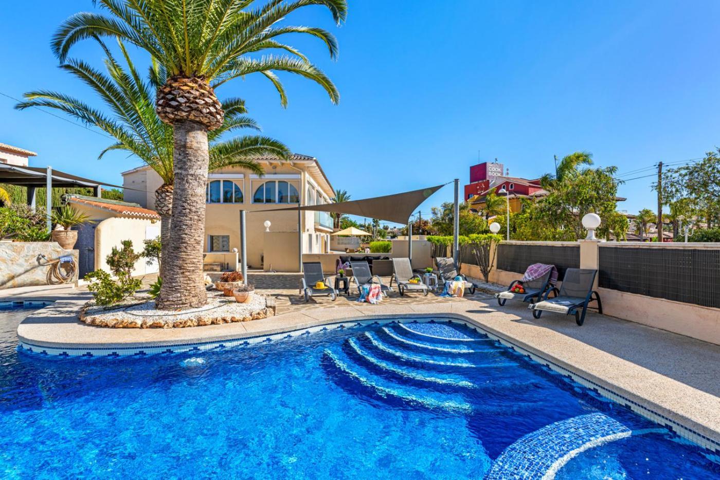 Villa Campanilla - Plusholidays *
