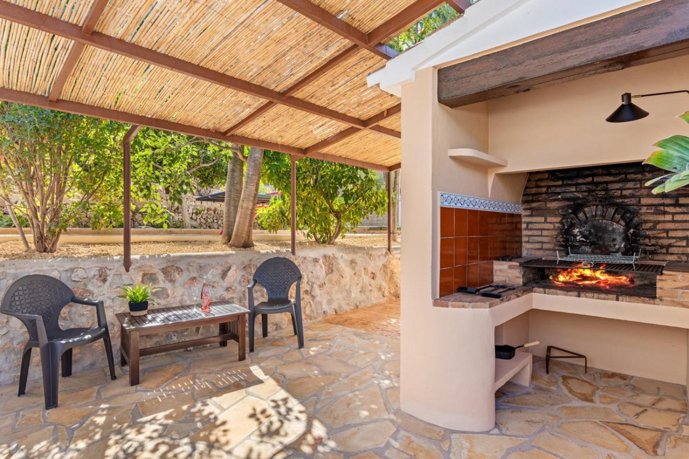 Joan - Plusholidays Villa Calpe