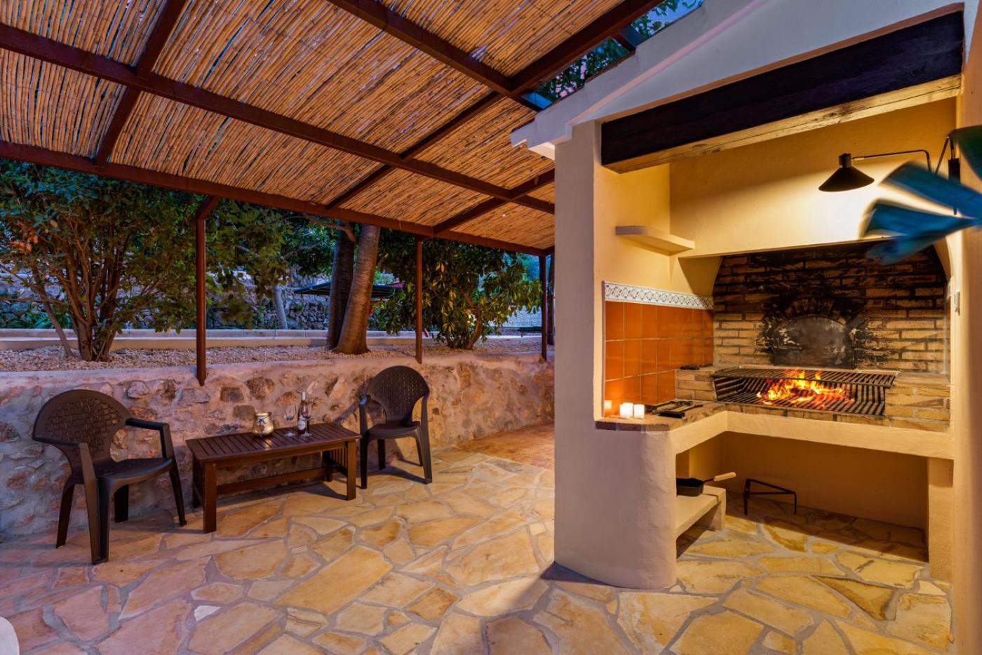 Villa Joan - Plusholidays