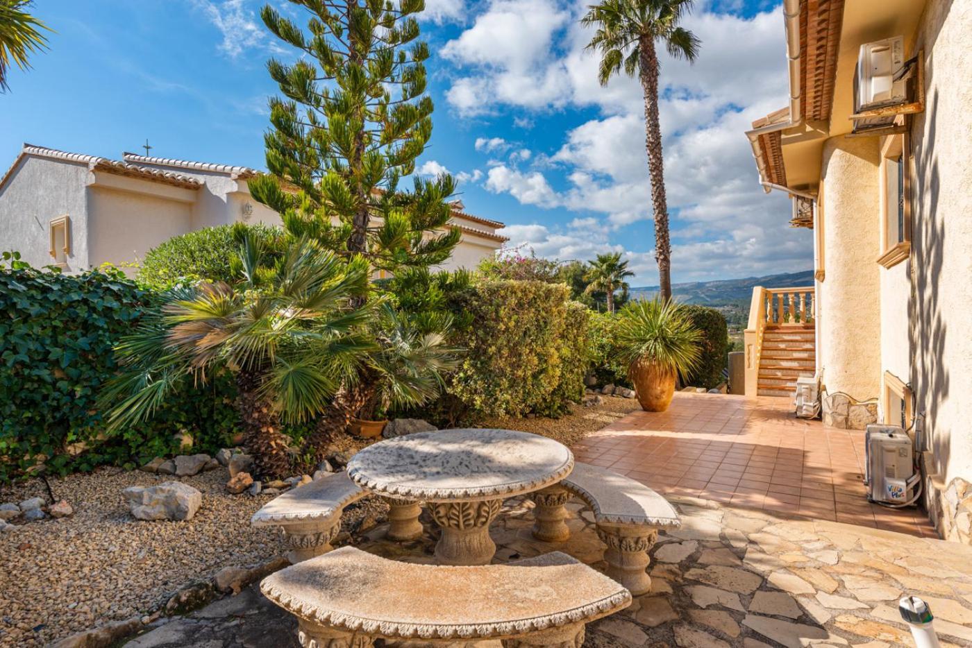 Villa Comodo - Plusholidays *
