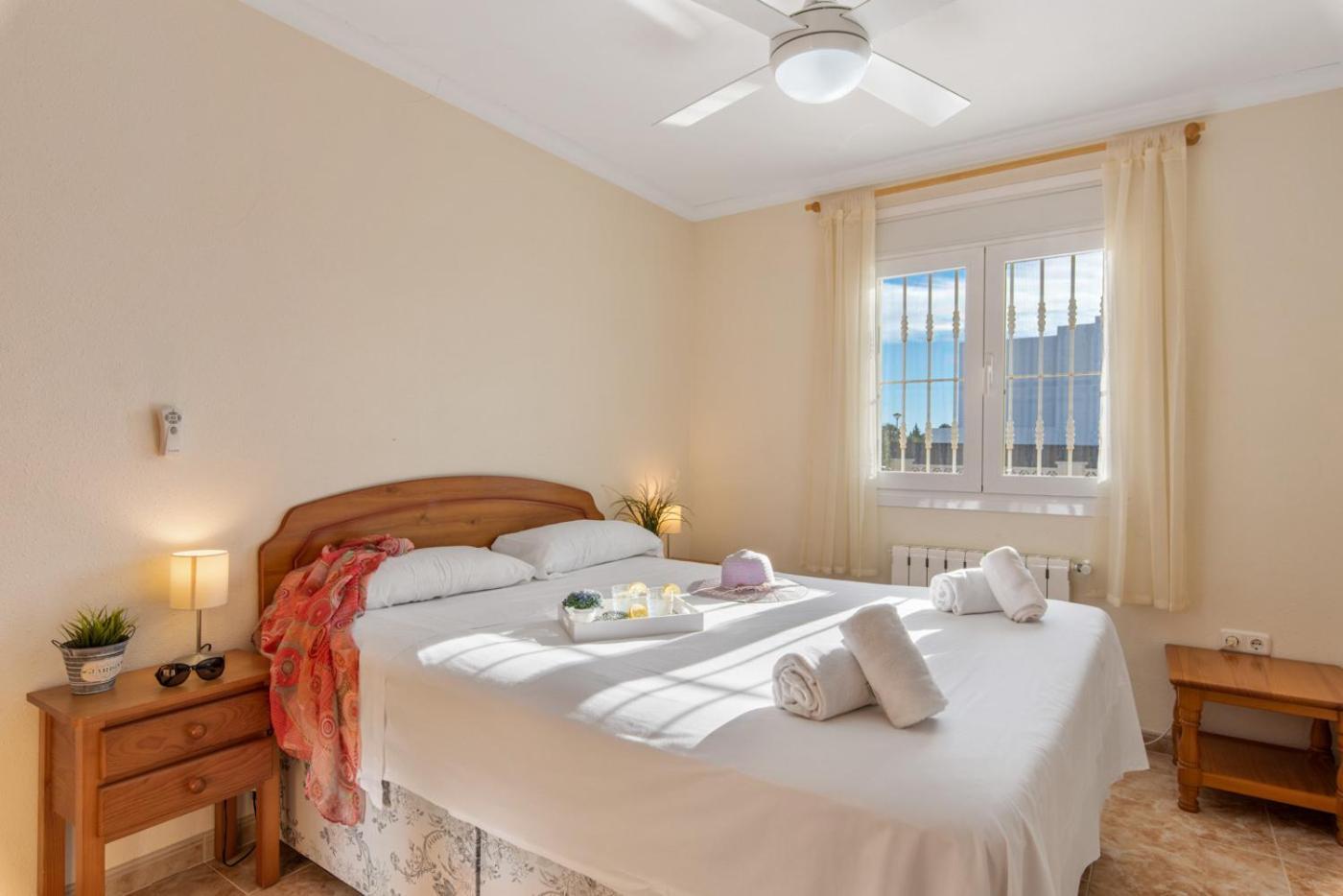 Mila 10 - Plusholidays * Calpe