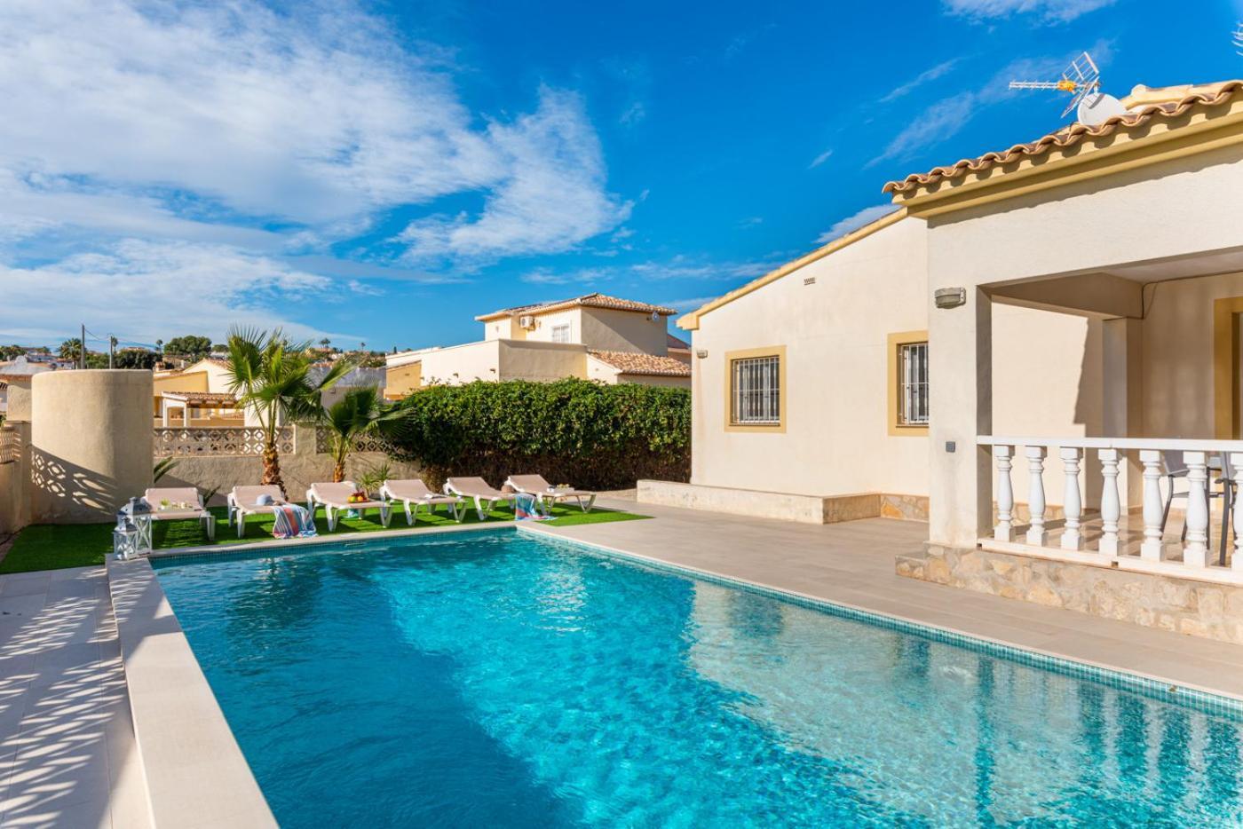 Villa Mila 10 - Plusholidays *