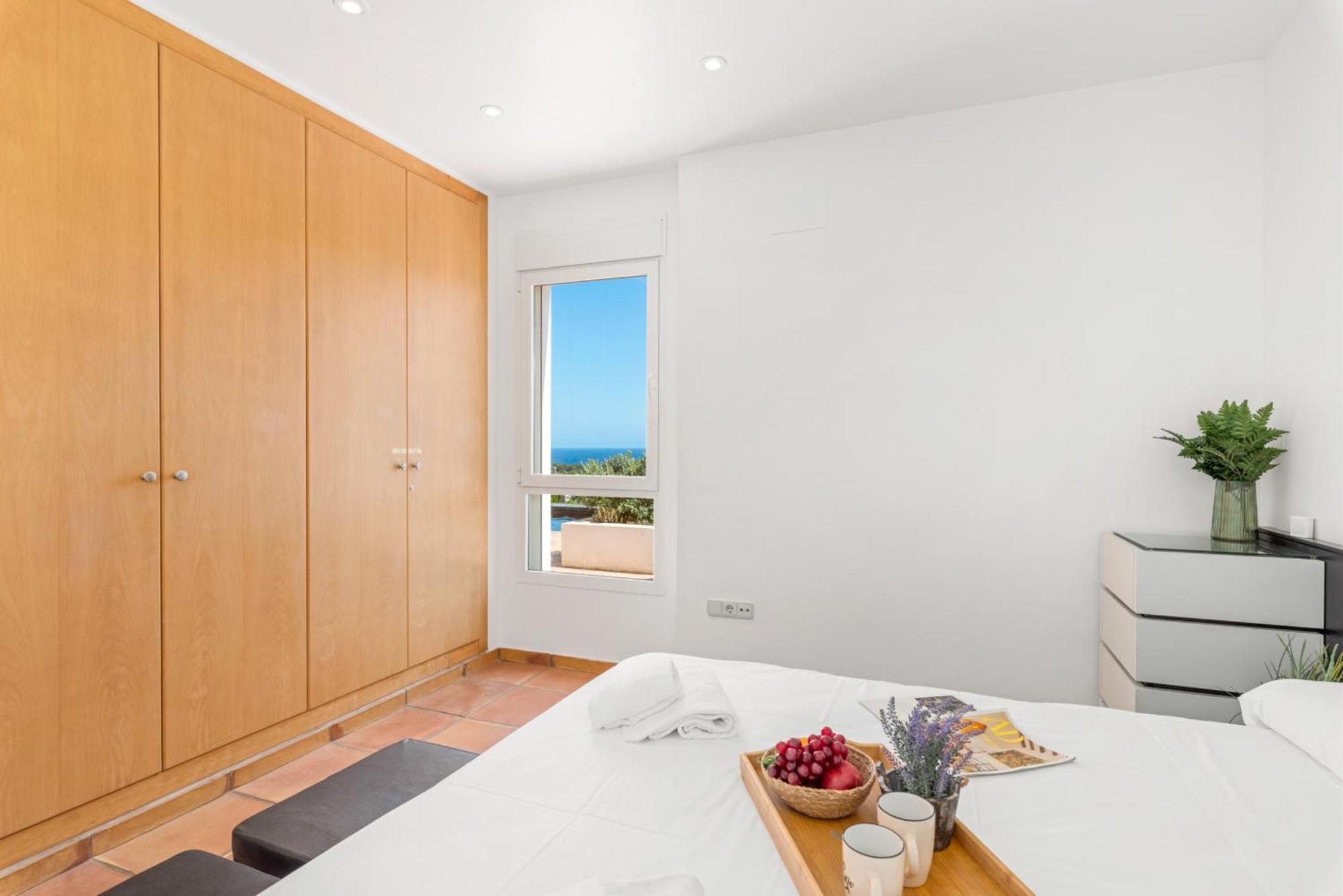 Moderna - Plusholidays Calpe