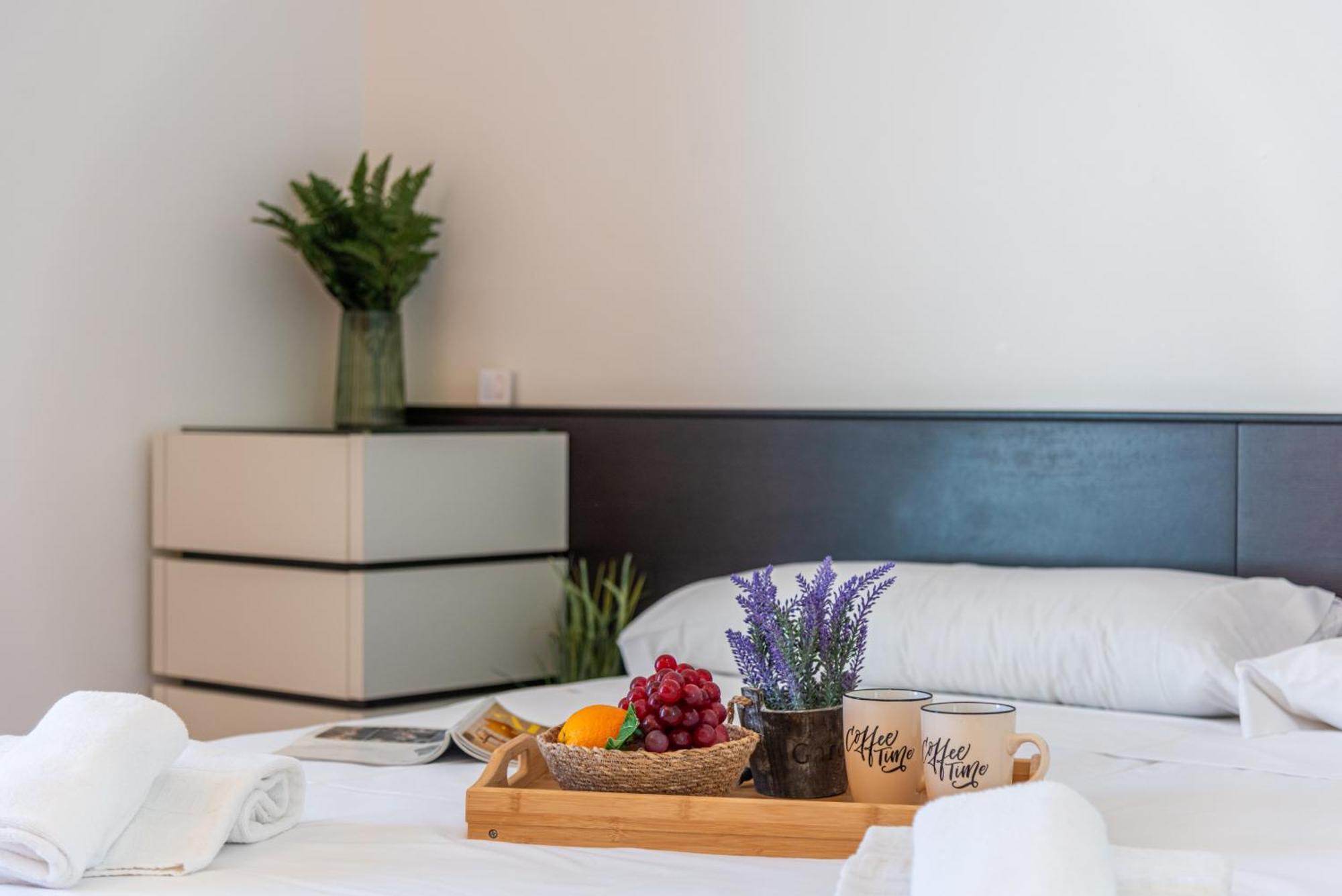Villa Moderna - Plusholidays *