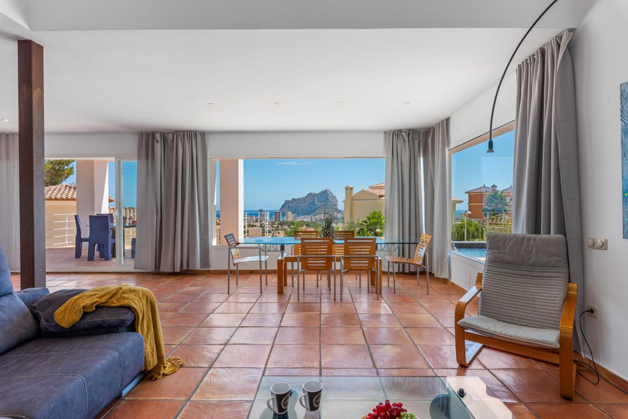 Moderna - Plusholidays Calpe