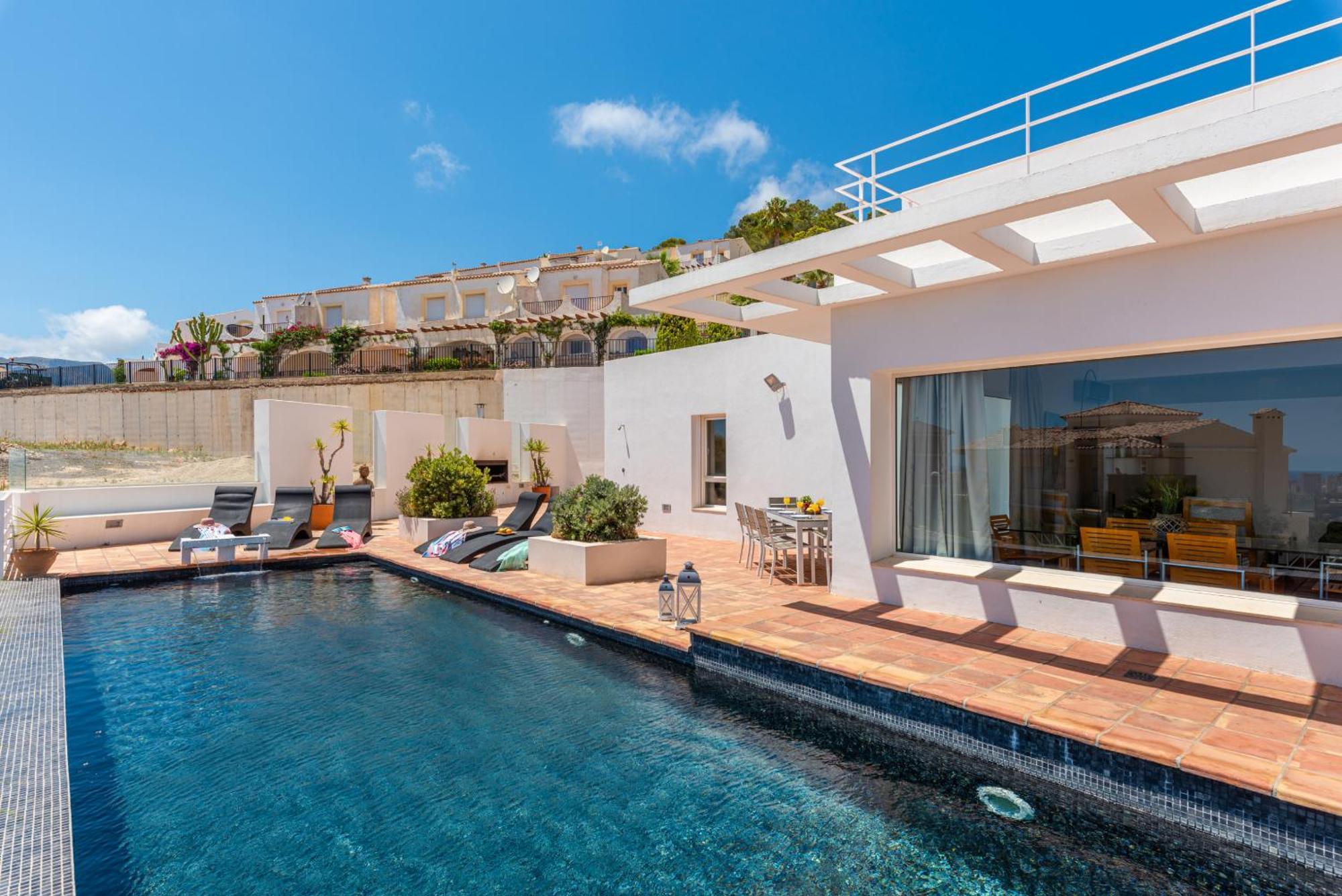 Moderna - Plusholidays Villa