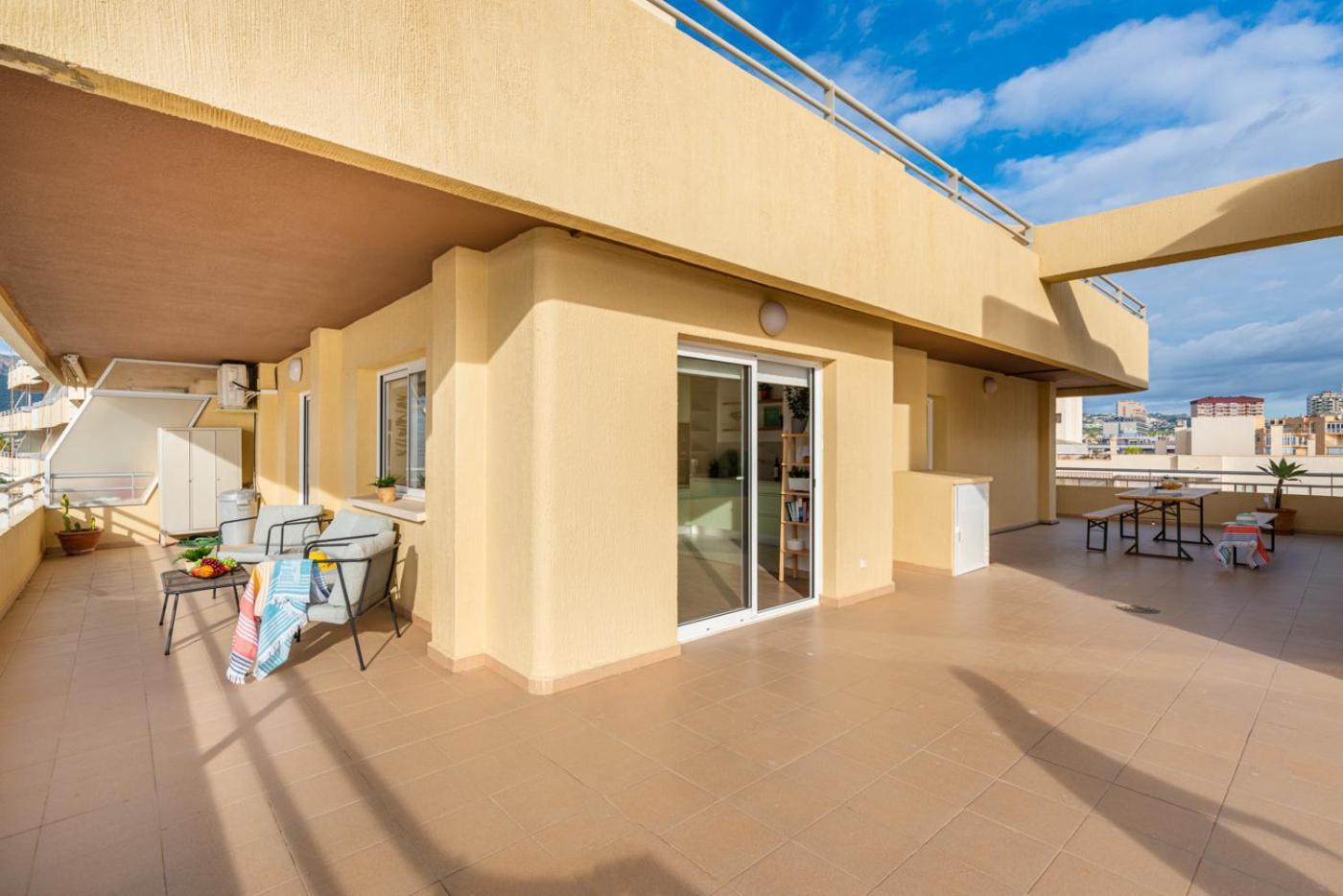 Turmalina Front - Plusholidays * Calpe