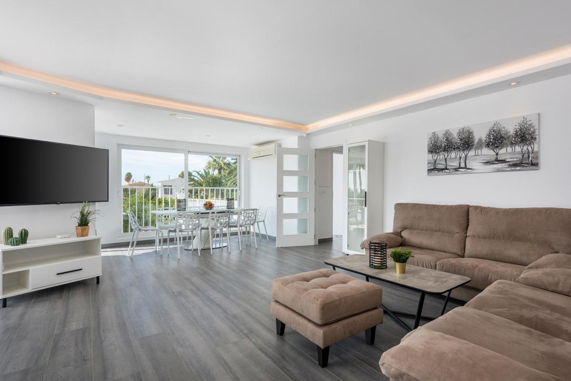 Moose - Plusholidays Villa Calpe