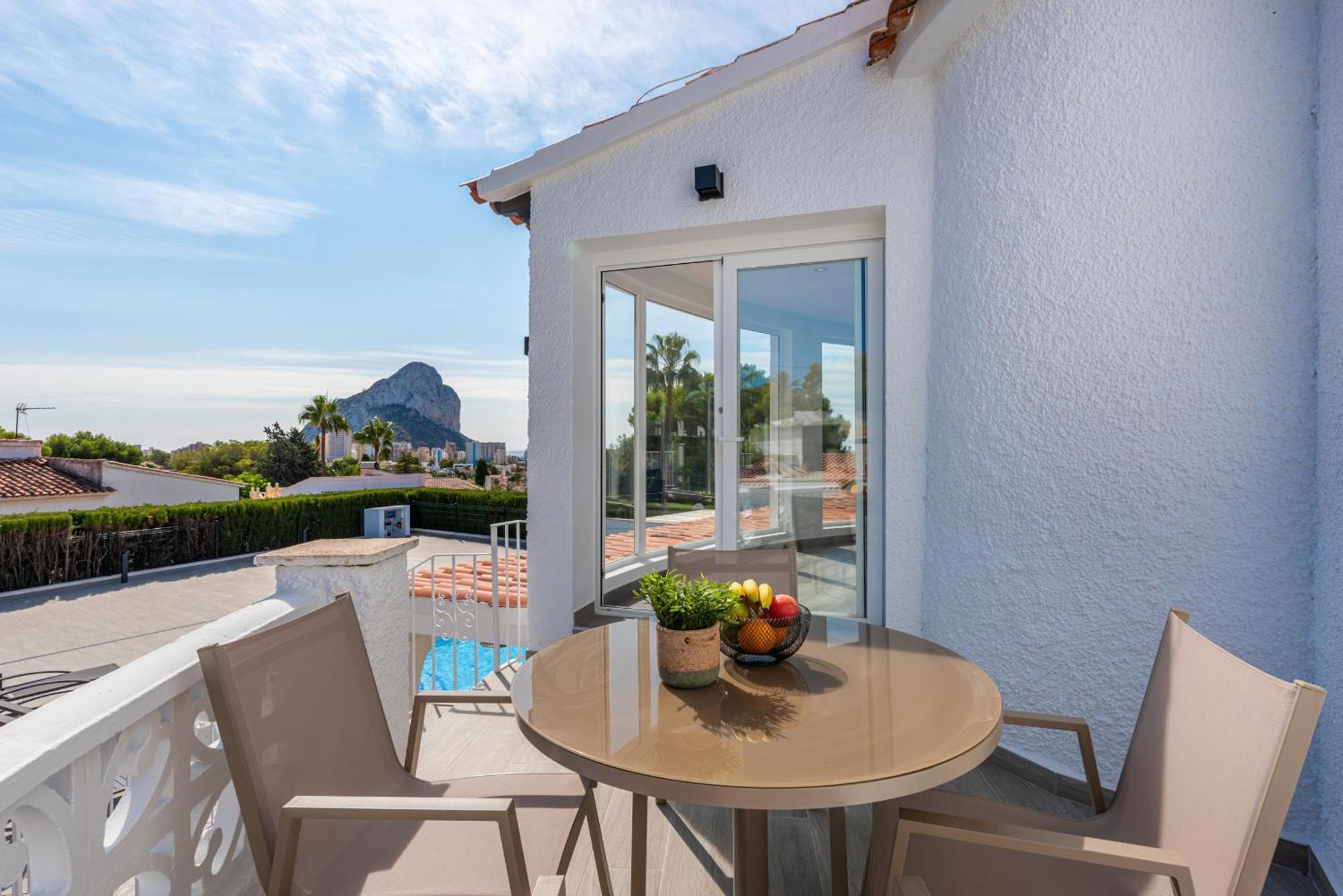 Moose - Plusholidays * Calpe
