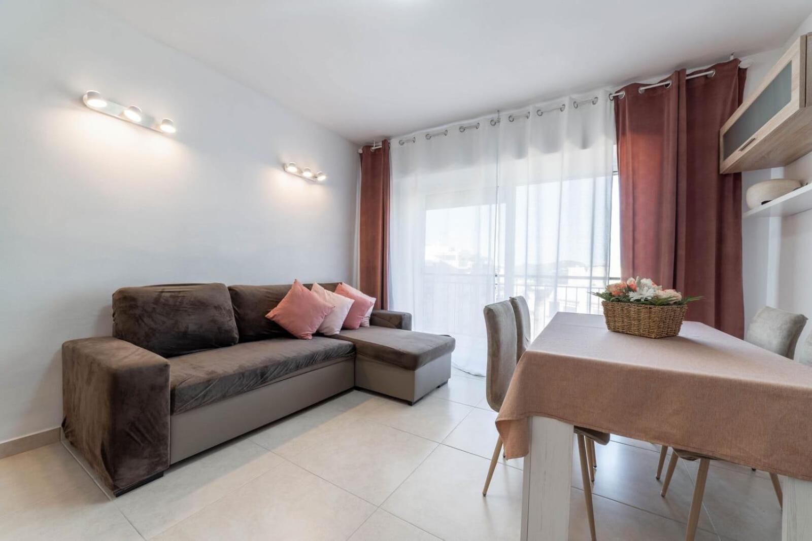 Corbeta Apartment
