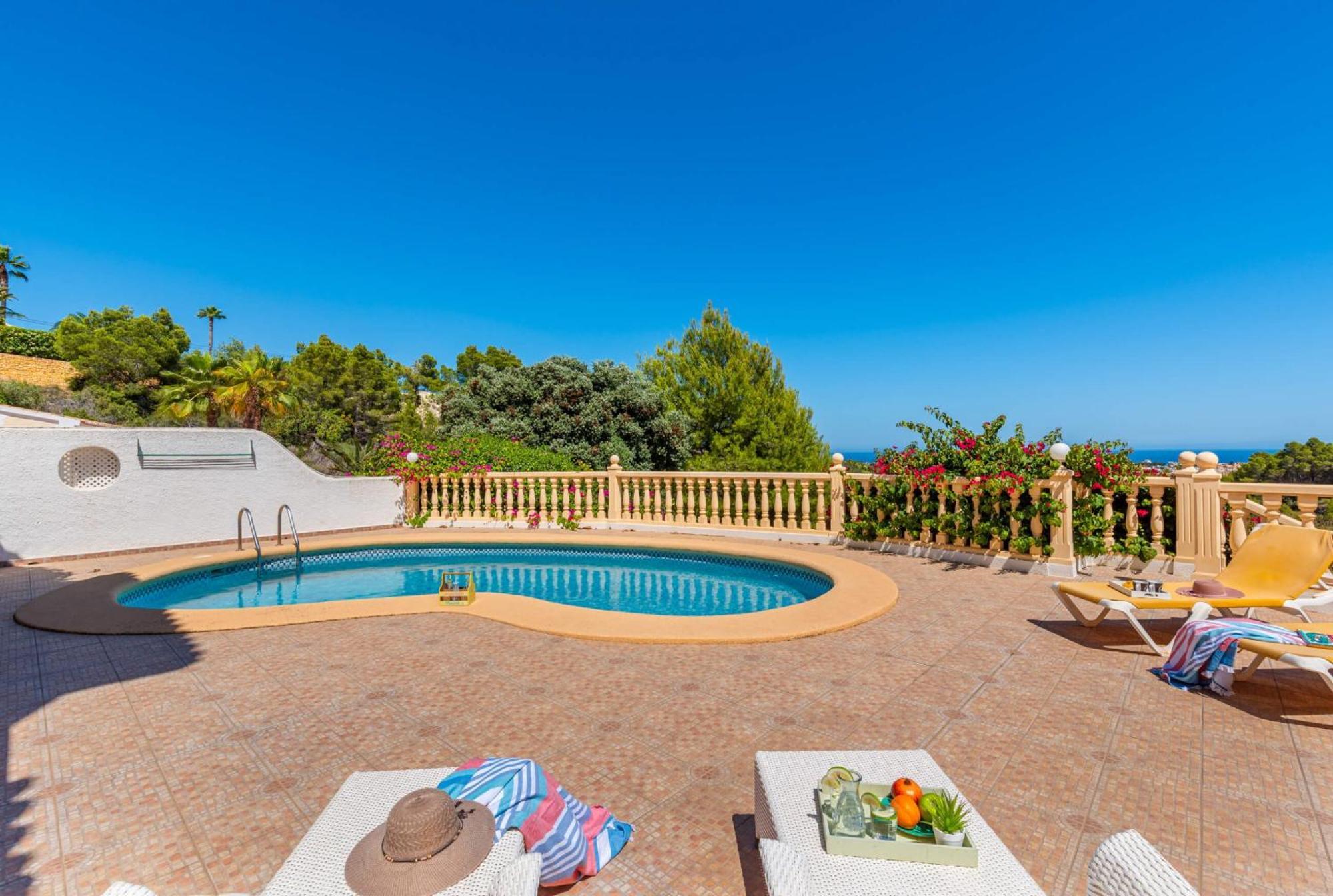 Blasco - Plusholidays Calpe