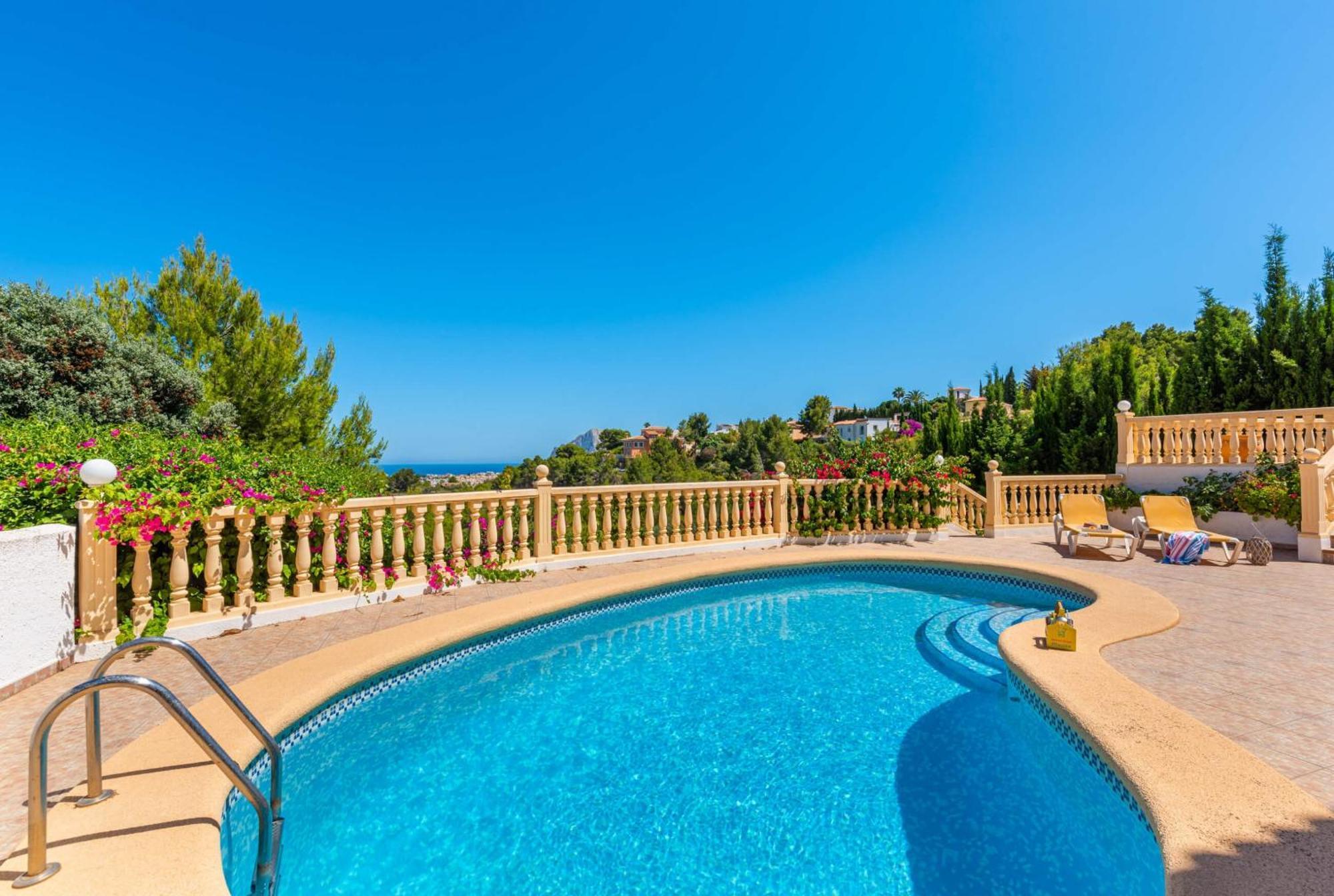 Blasco - Plusholidays Villa