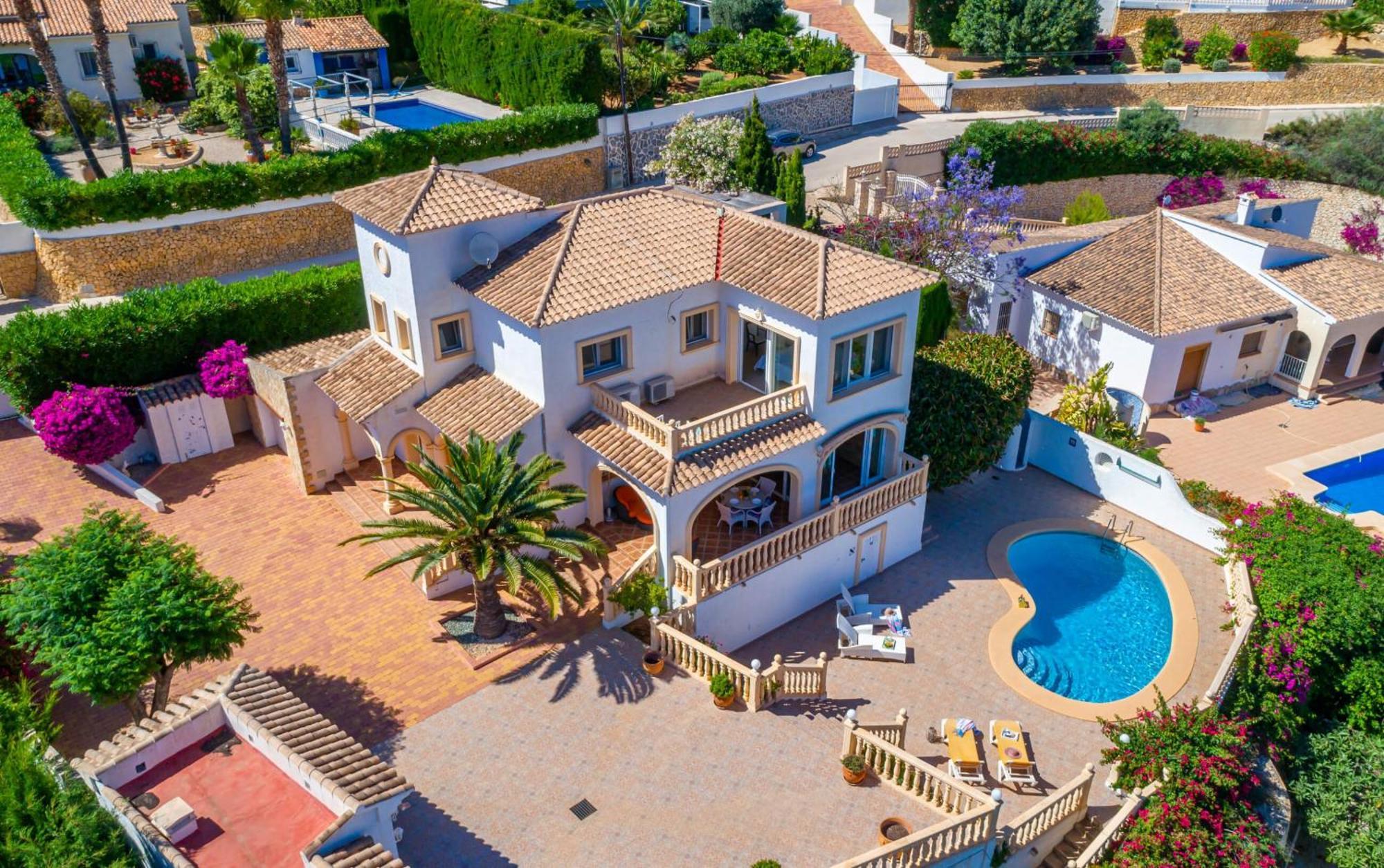 Villa Blasco - Plusholidays *