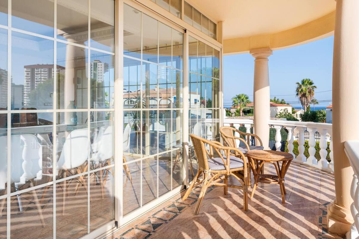 Constantinos O Completa Villa