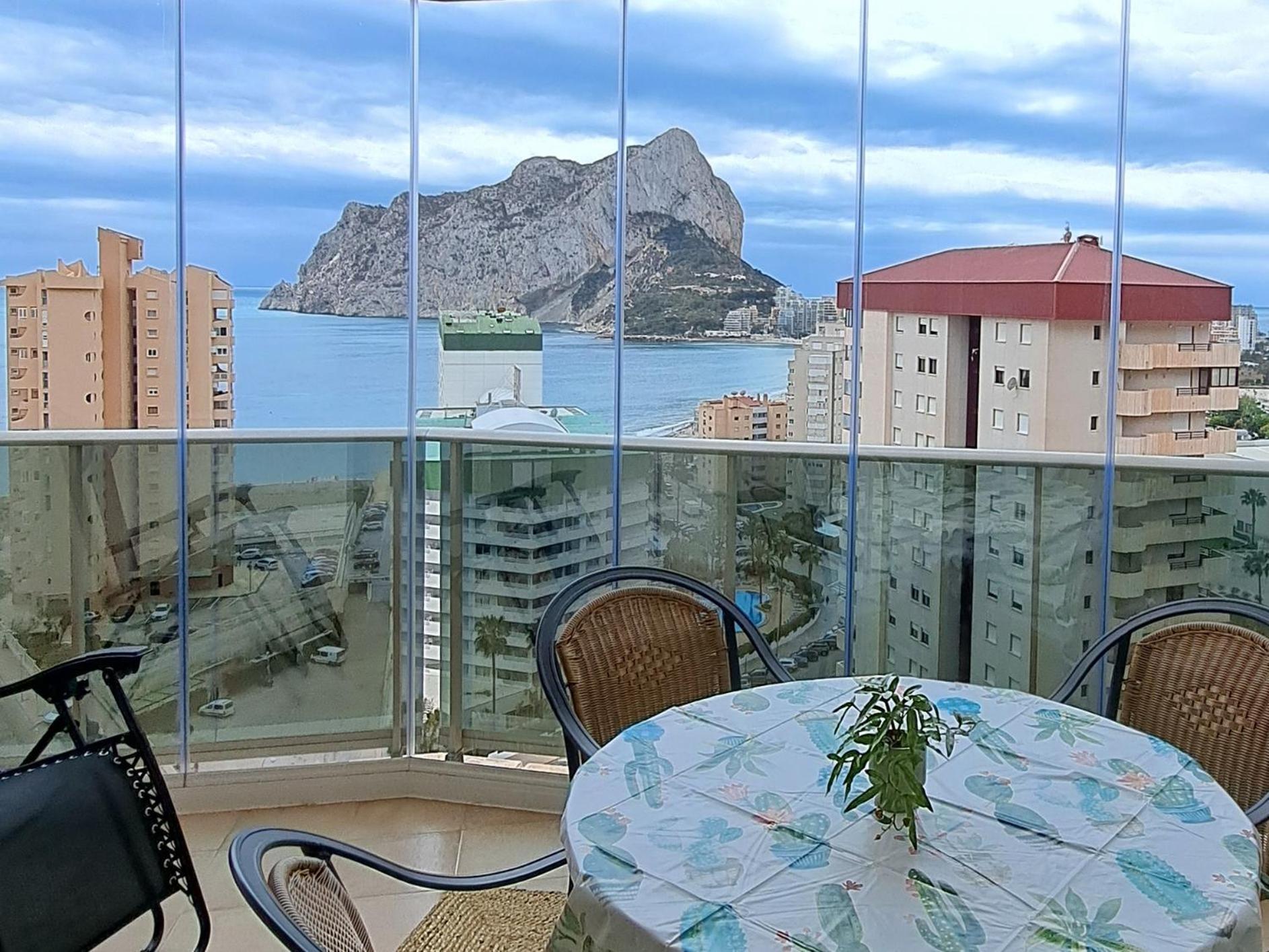 Esmeralda Seaview Apartamento