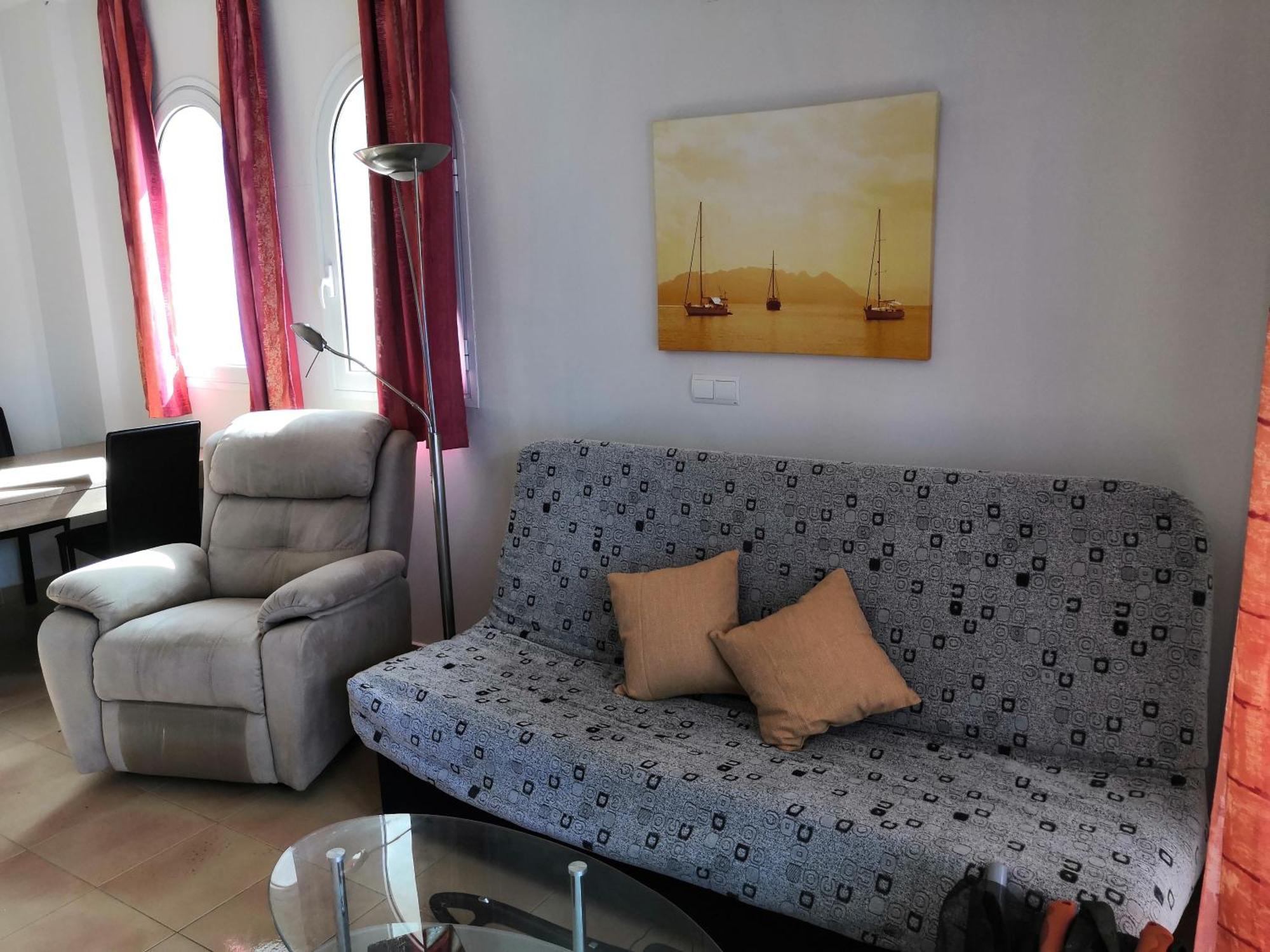 Apartamento Con Patio Y Salida A La Piscina. *