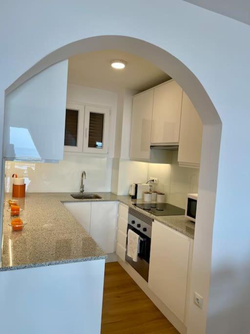 Apartamento Sicht Auf Ifach, Hafen Und