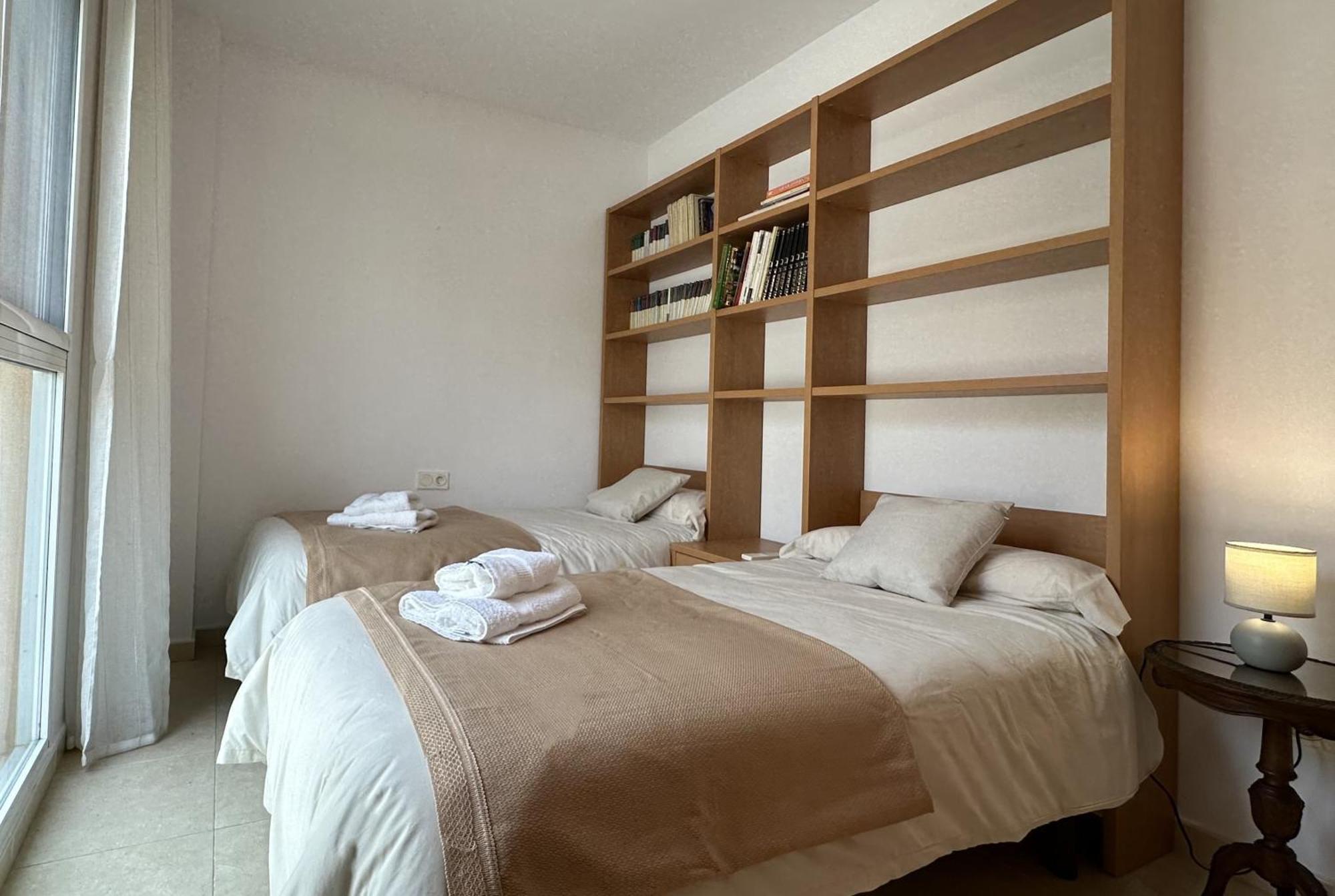 Bahia De Les Bassetes Holiday home *