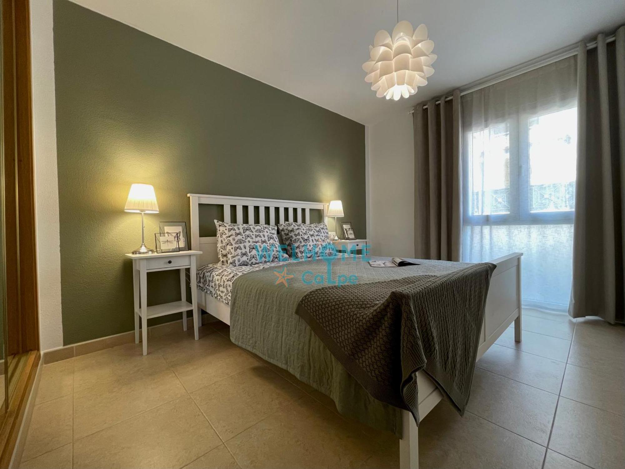 Manzana, Fantástico Con Piscina Calpe