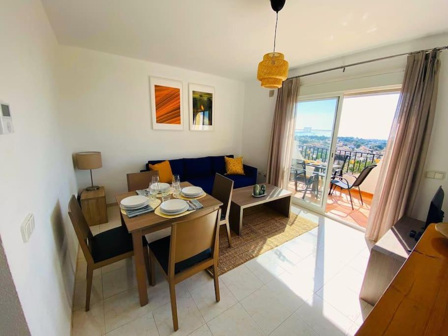 Apartment Canario - Imperial Park - Sea View, 6 Pools, Terrace