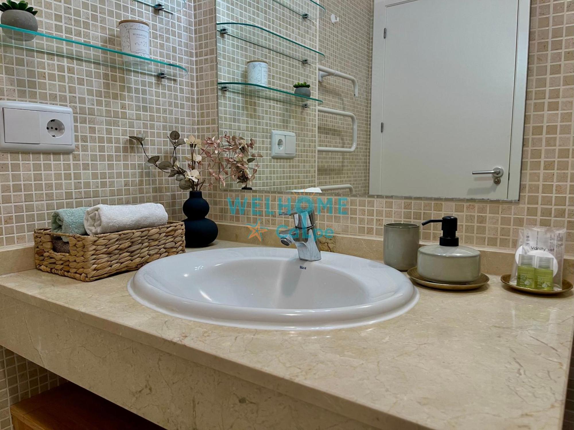 Orquidea Comodo Apartamento: Vista Al Mar, Piscina, Parking Apartment *