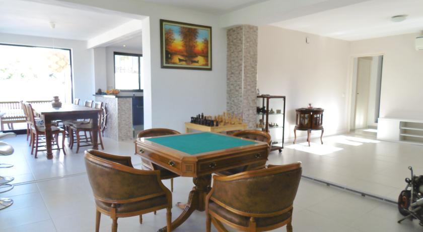 Carrio 0407 Villa *
