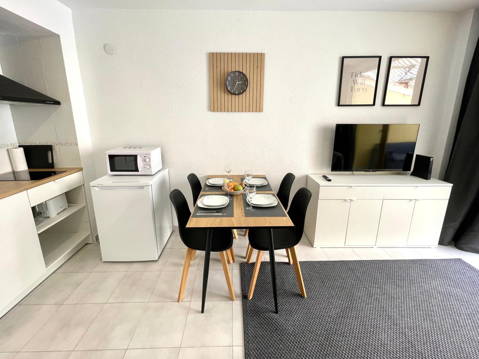 Apartment Cosy Near The Sea