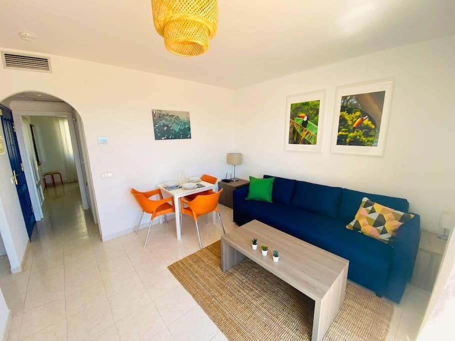 Apartment Tucan - Imperial Park - Sea View, 6 Pools, Terrace